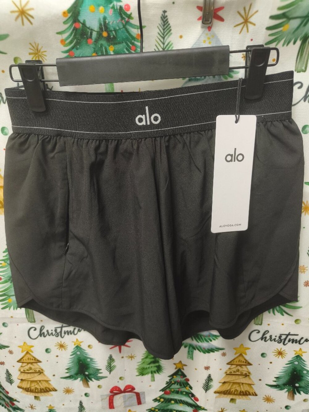 Alo Yoga Perfect Black Athletic Shorts Hot selling 🔥 Daily, Travel, Fitness 💖 - Picture 2 of 7